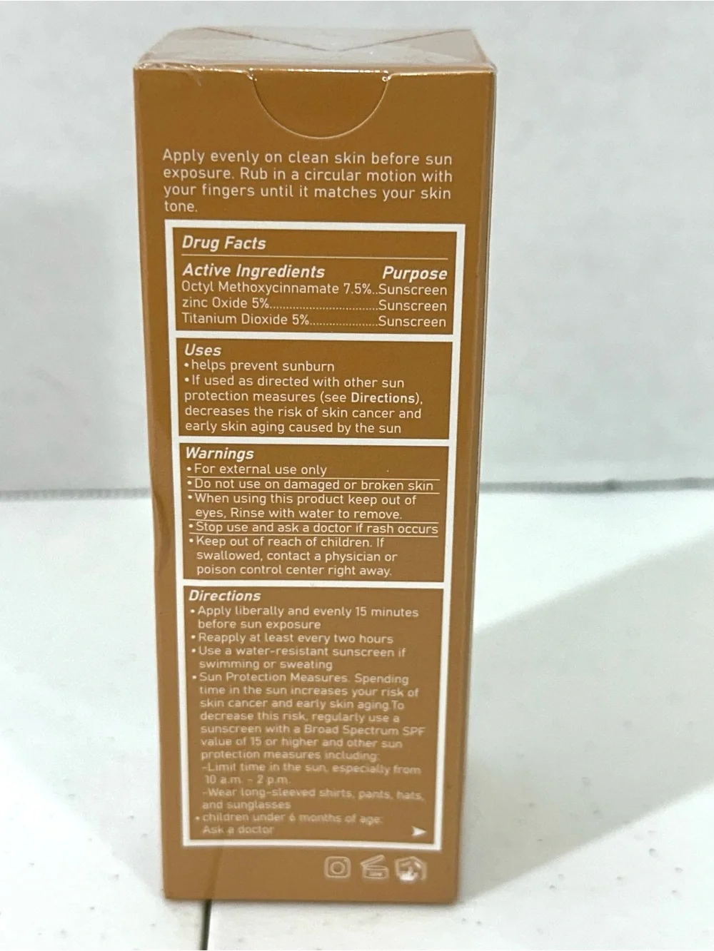 Medium Spectrum Sunscreen Serum SPF 50 - Beige